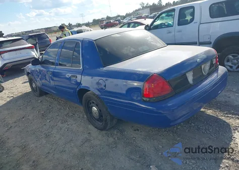 2011 Ford Crown Victoria Police Interceptor z USA, uszkodzony, nr VIN 2FABP7BV4BX101980